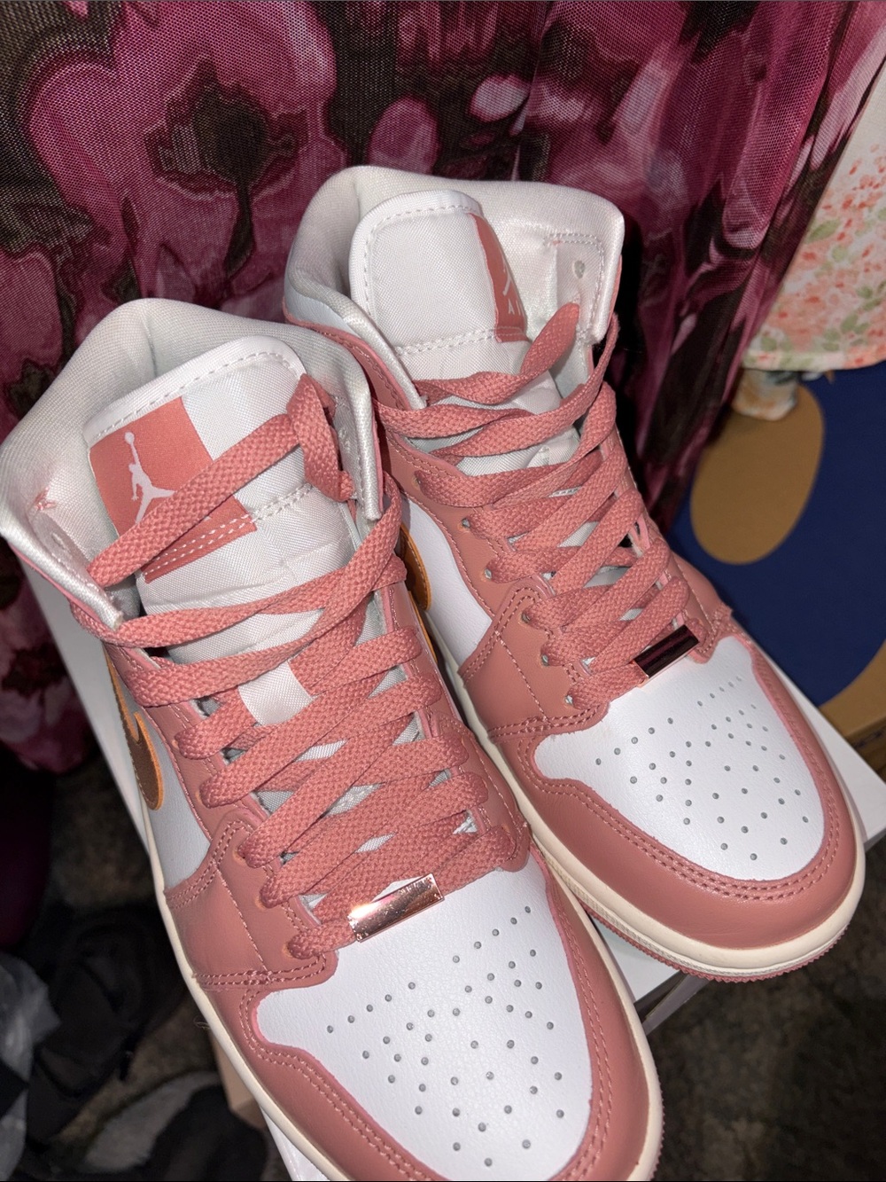 Jordan Women’s Pink and White High Top Sneakers with Metallic Rose Swoosh - Picture 4 of 7